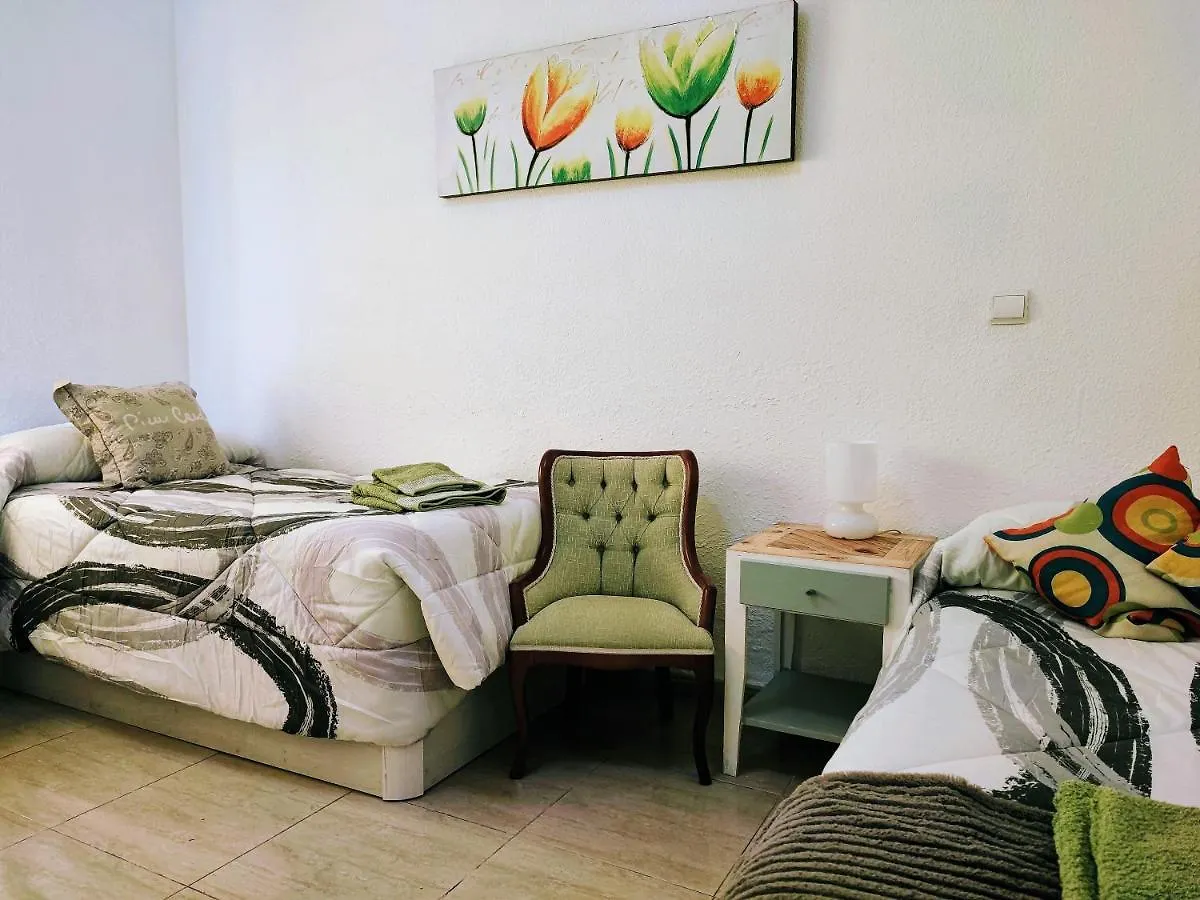 Apartamento La Flor De Mayo 코르도바 0*,